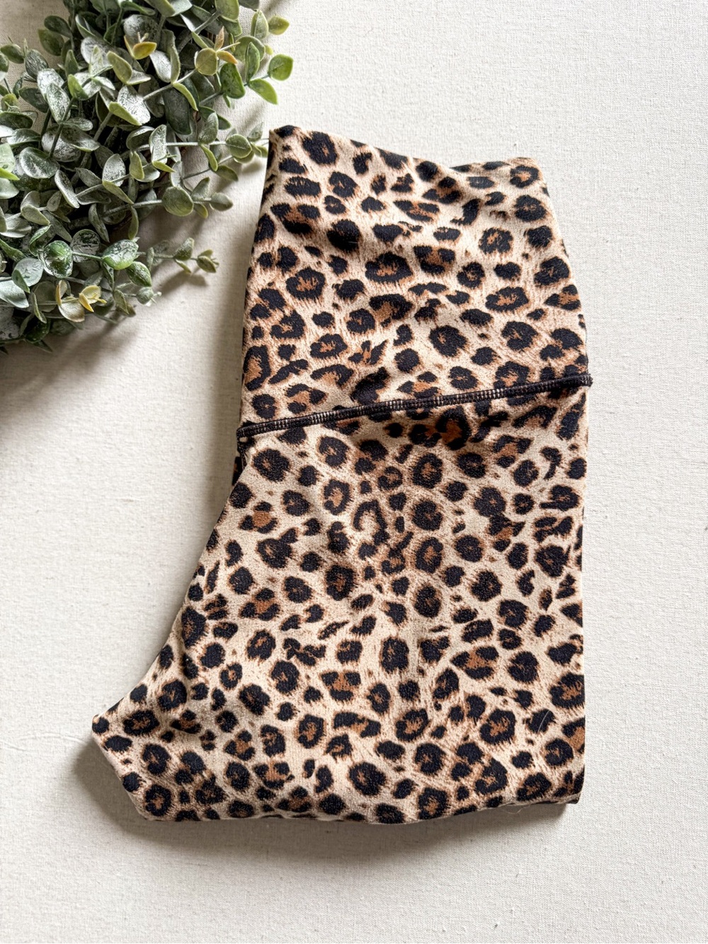 ColorfulKoala Leopard Print Brown and Tan High Rise Leggings Size S